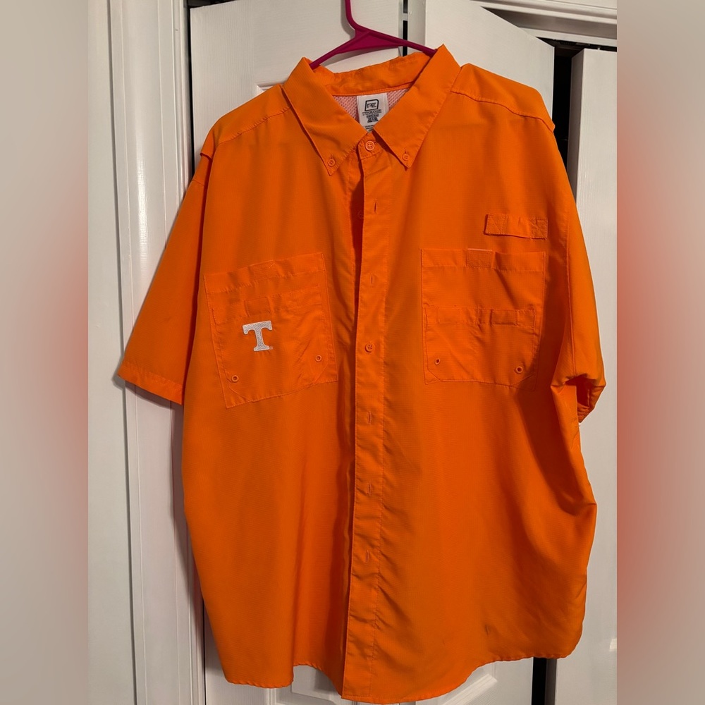 Men's Orange Short Sleeve Shirt